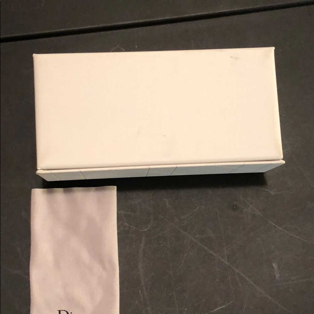 Dior Protective White Hard Case. Includes Cloth. - image 6